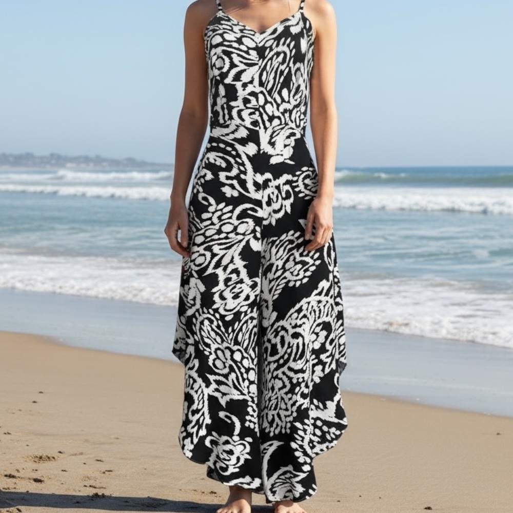 Beachy Boho Vacay 1.State Black & White Geometric Floral Romper – Size XS NWT